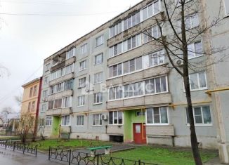 Продается двухкомнатная квартира, 56.9 м2, Луховицы, улица Пушкина, 102