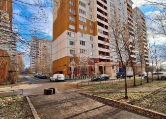 Продажа двухкомнатной квартиры, 67 м2, посёлок ВНИИССОК, Рябиновая улица, 1