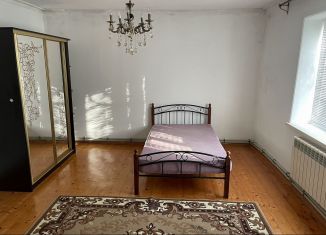 Сдается в аренду дом, 100 м2, Хасавюрт, улица Щорса, проезд 4