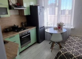 Продам 2-ком. квартиру, 50 м2, Альметьевск, проспект Изаила Зарипова, 35