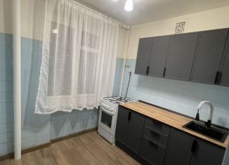 Сдам 2-ком. квартиру, 40 м2, Москва, Малая Калитниковская улица, 20к2, метро Крестьянская застава