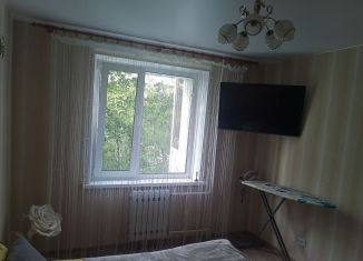 Сдача в аренду 1-ком. квартиры, 30 м2, Петропавловск-Камчатский, улица Чубарова, 3/1