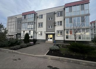 Продажа 2-комнатной квартиры, 62.9 м2, Краснодар, Лиссабонская улица, 109к21