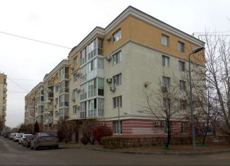 Продаю 2-ком. квартиру, 51 м2, Волгоград, улица Малиновского, 4, Советский район