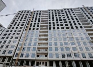 Продается 2-комнатная квартира, 93 м2, Дагестан, улица Перова, 13Б