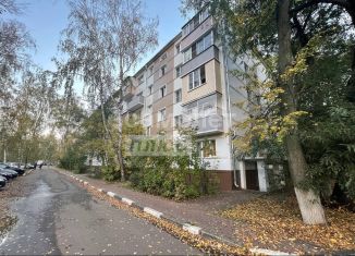 Продается однокомнатная квартира, 30.3 м2, Раменское, улица Космонавтов, 2