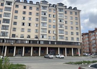 Продам 1-комнатную квартиру, 41 м2, Владикавказ, улица Курсантов-Кировцев, 10, 19-й микрорайон