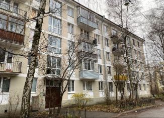 Продаю 2-комнатную квартиру, 43.2 м2, Санкт-Петербург, улица Типанова, 15, метро Звёздная