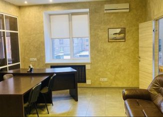 Сдается офис, 78.9 м2, Череповец, бульвар Доменщиков, 48Б