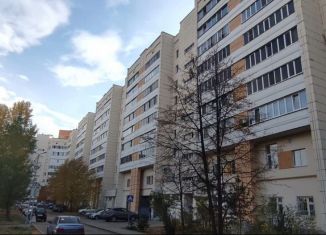 Продается трехкомнатная квартира, 65.9 м2, Казань, Чистопольская улица, 5