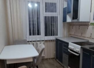 Сдам в аренду 2-ком. квартиру, 43 м2, Новосибирск, улица Кропоткина, 130/3, Калининский район