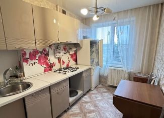 Сдаю трехкомнатную квартиру, 60.4 м2, Луховицы, улица Жуковского, 23