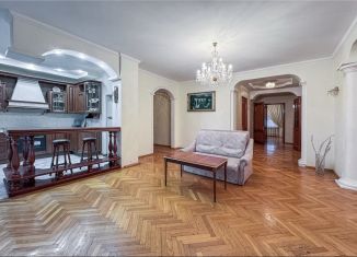 Продается 4-ком. квартира, 130 м2, Таганрог, улица Ленина, 147А