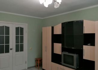 Сдается 2-ком. квартира, 55 м2, Симферополь, Балаклавская улица, 121, Центральный район