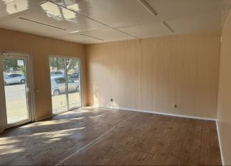 Сдаю в аренду помещение свободного назначения, 27 м2, Гулькевичи, Советская улица, 23