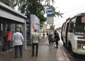 Сдаю в аренду торговую площадь, 7 м2, Новосибирск, улица Богдана Хмельницкого, 74, Калининский район