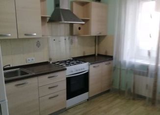 Сдается 1-ком. квартира, 48 м2, Ростовская область, Петровская улица, 15