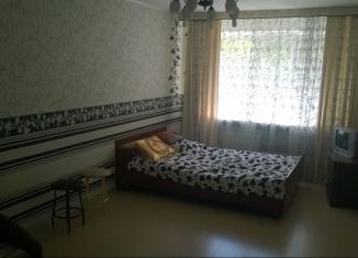 Сдаю 2-комнатную квартиру, 50 м2, Хабаровск, квартал ДОС, 27