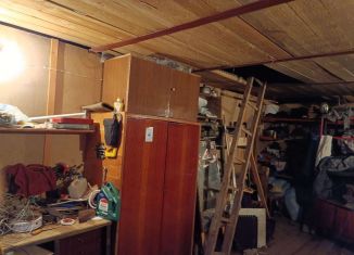 Продаю гараж, 27 м2, городской посёлок Мга