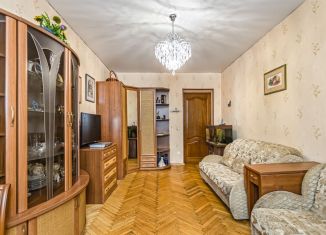 Продам трехкомнатную квартиру, 80 м2, Москва, Большая Серпуховская улица, 64, метро Тульская