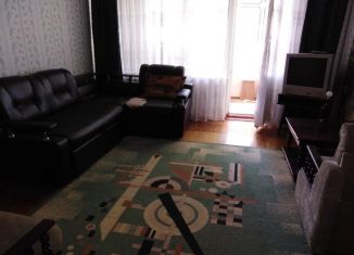 2-комнатная квартира в аренду, 45 м2, поселок городского типа Черноморский, Кавказская улица, 2