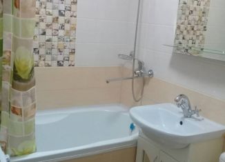 Сдается 2-ком. квартира, 44 м2, Североморск, улица Ломоносова, 15