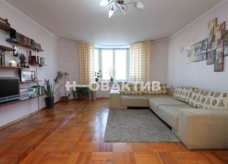 Продается трехкомнатная квартира, 120 м2, Новосибирская область, улица Карла Маркса, 32