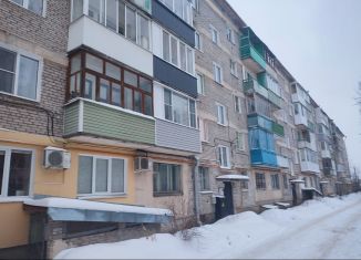 Продается 2-комнатная квартира, 43.5 м2, Боровичи, Московская улица, 30