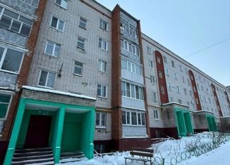 Продаю двухкомнатную квартиру, 54 м2, Зеленодольск, улица Комарова, 43