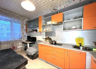 Продается однокомнатная квартира, 43 м2, Свердловская область, улица Дзержинского, 38