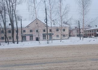 Продаю торговую площадь, 181.4 м2, Чувашия, улица Пушкина, 42