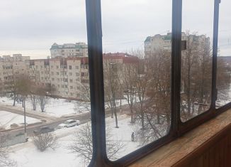 Однокомнатная квартира на продажу, 30.3 м2, Железногорск, Детский переулок
