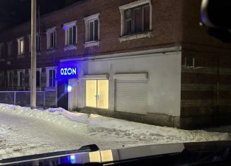 Продам торговую площадь, 50 м2, Рыльск, улица Свободы, 8А