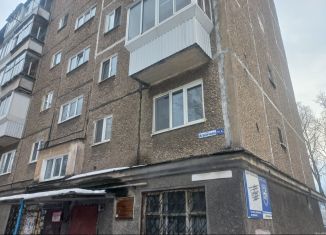 Продается 2-комнатная квартира, 43.8 м2, Свердловская область, улица Аганичева, 10А