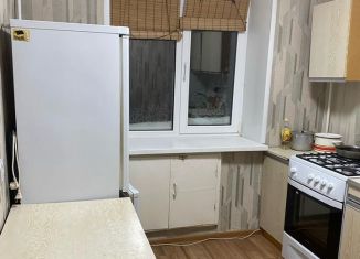 Сдаю 1-комнатную квартиру, 32 м2, Салават, улица Калинина, 65