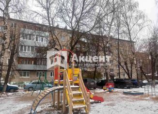 Продам 4-комнатную квартиру, 62 м2, Иваново, улица Маяковского, 25, Фрунзенский район