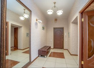 Продаю 3-ком. квартиру, 120 м2, Свердловская область, улица Шейнкмана