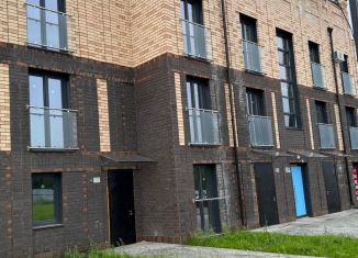 4-комнатная квартира на продажу, 100.7 м2, посёлок Западный, Спортивная улица, 20