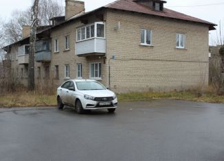 Продажа 2-ком. квартиры, 42.2 м2, деревня Демихово, Комсомольская улица, 12