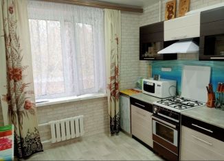 Продам однокомнатную квартиру, 33 м2, Новочебоксарск, Парковая улица, 3