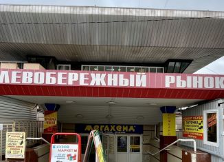 Сдам в аренду помещение свободного назначения, 700 м2, Омск, проспект Комарова, 6