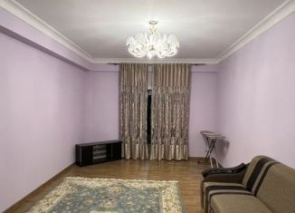 Продается 2-комнатная квартира, 88 м2, Каспийск, улица Хизроева, 3