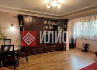 Продается 2-ком. квартира, 56.8 м2, Севастополь, проспект Октябрьской Революции, 26