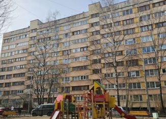 Продаю 3-комнатную квартиру, 59.8 м2, Санкт-Петербург, метро Гражданский проспект, улица Черкасова, 10к1