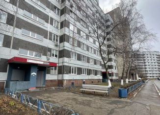 Продажа двухкомнатной квартиры, 50.6 м2, Тольятти, улица 40 лет Победы, 82