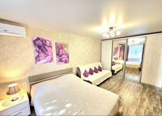 Сдам однокомнатную квартиру, 33 м2, Хабаровск, Владивостокская улица, 49