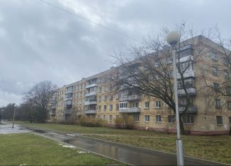 Продам 1-комнатную квартиру, 32 м2, Саров, улица Силкина, 7