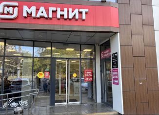 Продаю торговую площадь, 400 м2, Краснодар, улица имени 40-летия Победы, 134, микрорайон район 40 лет Победы