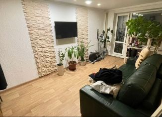 Продается 3-комнатная квартира, 61 м2, Курск, улица Дейнеки, 30