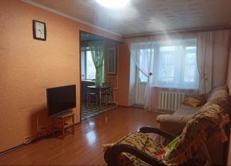 Продам 3-ком. квартиру, 59 м2, Зеленодольск, улица Гоголя, 34